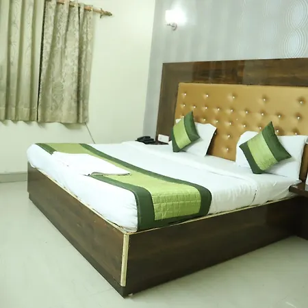 Oyo 10381 Hotel Aerodrome Palace